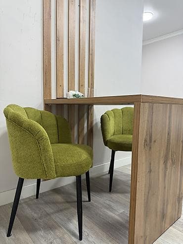 Требуется горничная График работы: с 10:00 до 21:00 Оплата: 1500 в