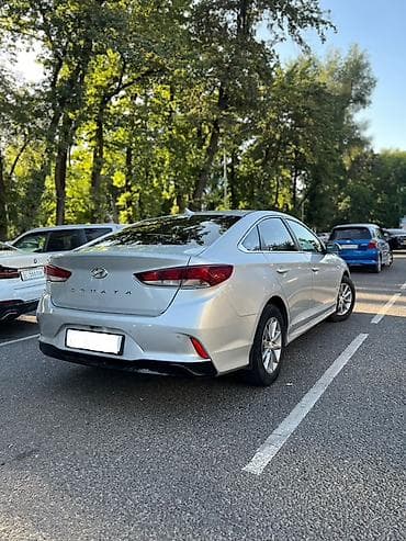 byd e3: Hyundai Sonata: 2018 г., 2 л, Автомат, Газ, Седан — 4