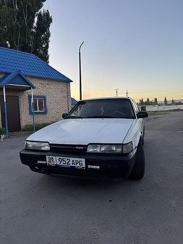 продаю или меняю с доплатой: Mazda 626: 1989 г., 2 л, Механика, Бензин, Седан — 3