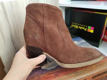 сапоги из натурального меха и кожи: Продам НОВЫЕ итальянские деми сапожки казачки Привезли из Италии 40 — 1