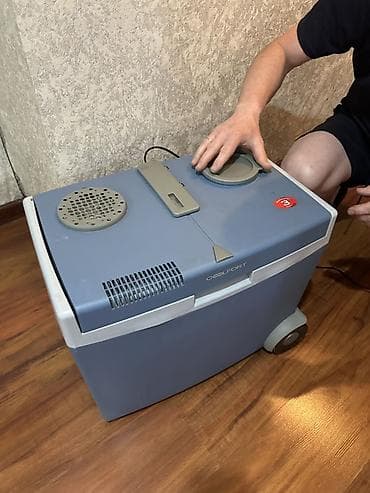 Аксессуарлар жана тюнинг: Термоконтейнер-автохолодильник Coolfort CF-0835B (термоэлектрический) — 1