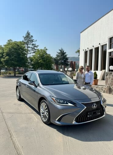 крышка багажник: Lexus ES: 2019 г., 2.5 л, Вариатор, Гибрид, Седан — 2