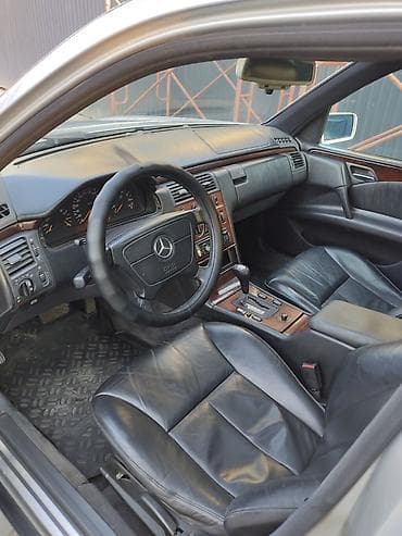 mers c: Mercedes-Benz E-Class: 1996 г., 3.2 л, Автомат, Бензин, Седан — 7