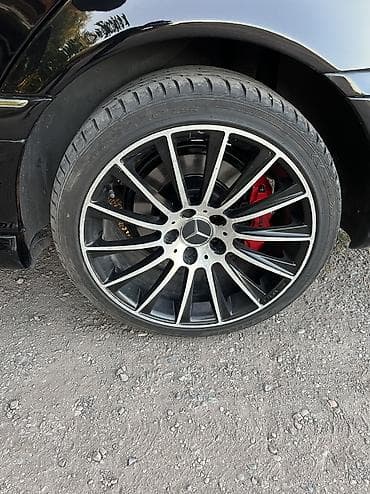 ана: Литые Диски R 18 AMG, Комплект, отверстий - 5, Б/у — 3