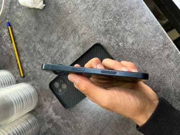 Смарт-часы: IPhone 13, Б/у, 128 ГБ, Синий, Чехол, 86 % — 2