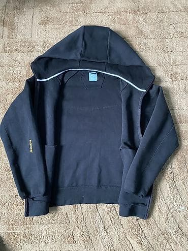 челси мужские: СРОЧНО ПРОДАЮ Nike NOCTA Состояние 10/10 Без дефектов Размер XL Нужны — 4