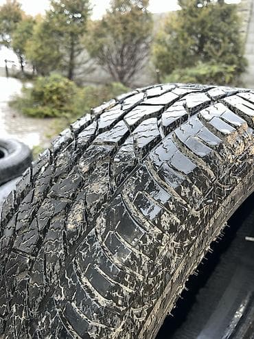 55 camry: Шины 285 / 60 / R 18, Лето, Б/у, Комплект, Внедорожные (АТ/МТ), Китай, Maxxis — 1