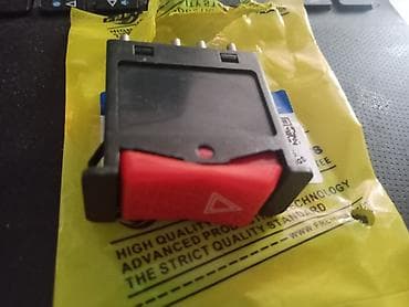 190: Кнопка аварийки на 201(190) мерседес — 1