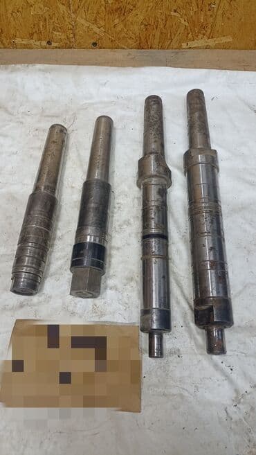 купить карповый кораблик бу: Запчасти для токарного — 9