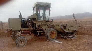 Самоходная жатка/косилка (зерноуборочная приставка) - Кабина