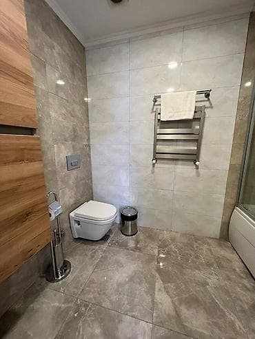 квартира с панорамными окнами: 3 комнаты, С мебелью полностью — 4