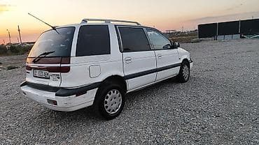 corolla runx: Mitsubishi Space Wagon: 1994 г., 1.8 л, Механика, Бензин, Минивэн — 3