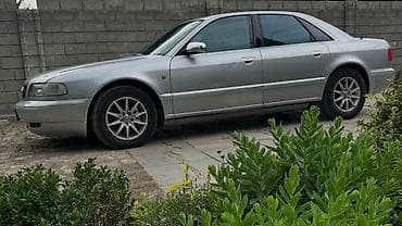Audi A8: 2000 г., Седан — 1