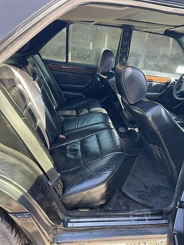 мерс124 каропка: Mercedes-Benz E-Class: 1993 г., 2.8 л, Ручные, Бензин, Седан — 6