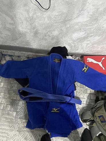 кимона: Кимоно для дзюдо Mizuno, синее. - Оригинальная модель с фирменными — 1