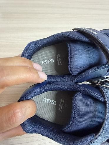 Бөбөктөр үчүн топтомдор: Детские кроссовки GEOX Respira, оригинал, со штатов - Размер: 33 — 4