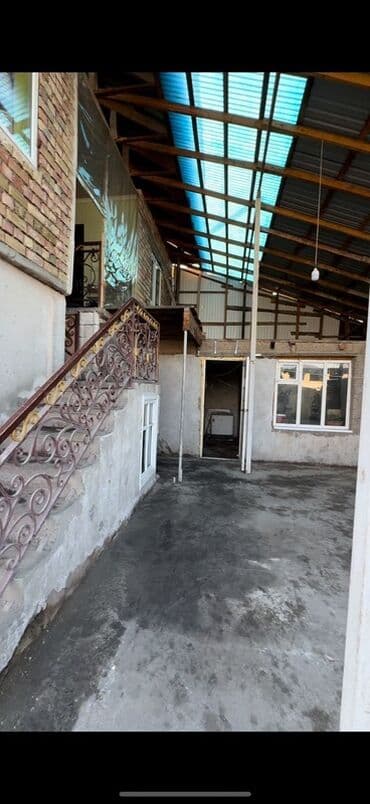 продаю дом ново павловка: Дом, 180 м², 6 комнат, Собственник — 2