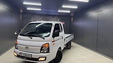 офис на колесах: Легкий грузовик, Hyundai, Стандарт — 3