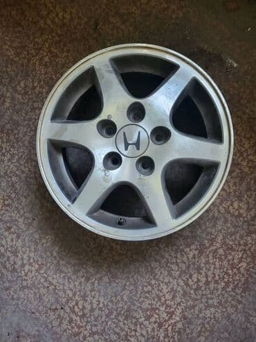 диски на авто бу: Куйма Дисктер R <13 Honda, Комплект, тешиктери - 5 — 6