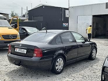 Унаа сатуу: Volkswagen Passat: 1997 г., 1.8 л, Кол менен иштөөчү, Бензин, Седан — 4