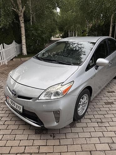 гибрид батареи: Toyota Prius: 2015 г., 1.8 л, Вариатор, Гибрид, Хэтчбэк — 3