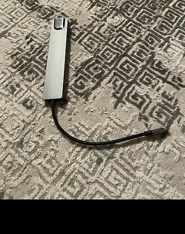 Стол компьютерлери жана комлектөөчүлөр: USB-C хаб 8-в-1 Type‑C to HDTV Функции и порты: - HDMI (HDTV) с — 3