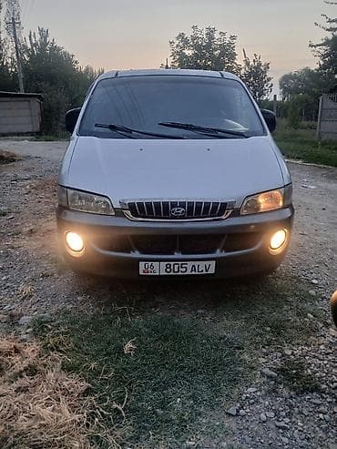 Hyundai Starex: 2000 г., 2.6 л, Кол менен иштөөчү, Дизель, Вэн/Минивэн — 1