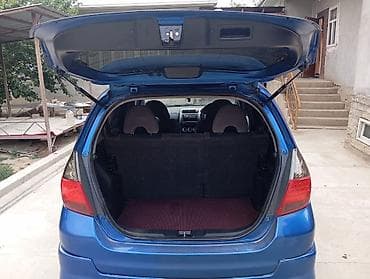 mini ev: Honda Fit: 2005 г., 1.3 л, Вариатор, Бензин, Хэтчбэк — 7