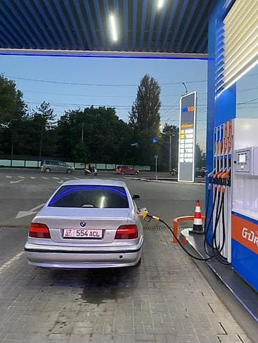 на е39: BMW 5 series: 1998 г., 2.5 л, Автомат, Бензин, Седан — 3