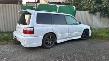 Subaru Forester: 2001 г., 2 л, Автомат, Бензин, Универсал