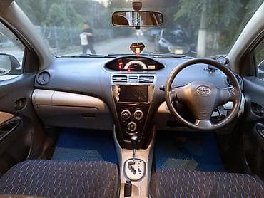 тоета бб: Toyota Belta: 2006 г., 1.5 л, Автомат, Бензин, Седан — 10