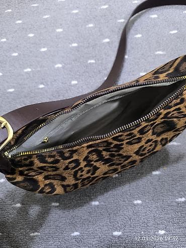кожанный клатч: Продаю новую сумку.
стиль casual 
500 сом — 7