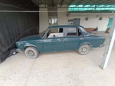 радар авто: ВАЗ (ЛАДА) 2107: 2005 г., 1.6 л, Кол менен иштөөчү, Бензин — 1