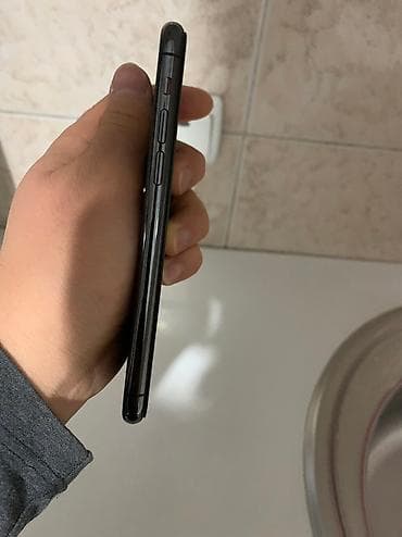 IPhone 11 Pro, Б/у, 256 ГБ, Графит, Защитное стекло, Чехол, 75 % — 4