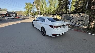 lexus es 2016: Lexus ES: 2020 г., 2.5 л, Автомат, Гибрид, Седан — 1