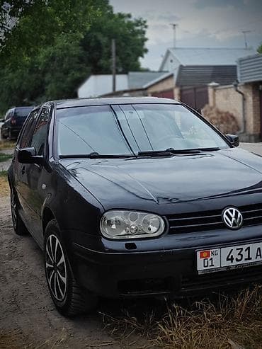 Продажа авто: Volkswagen Golf: 2003 г., 2 л, Механика, Бензин, Хэтчбэк — 4