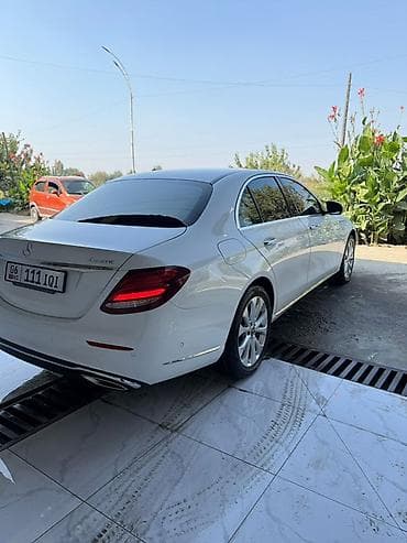 Mercedes-Benz E-Class: 2020 г., 2 л, Автомат, Бензин, Седан