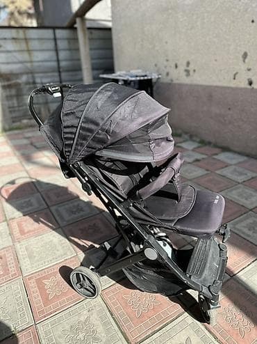 Игрушки: Прогулочная коляска Cool Guy, черная - Легкая складная рама — 2