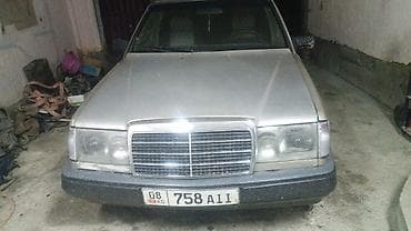 салон машина: Mercedes-Benz W124: 1988 г., 2.9 л, Ручные, Дизель, Седан — 2