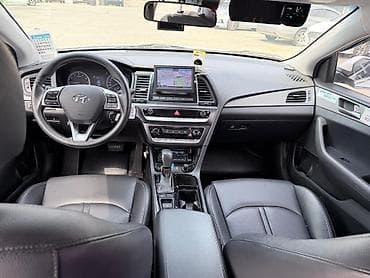 Renault SM6: 2019 г., 2 л, Автомат, Газ, Седан