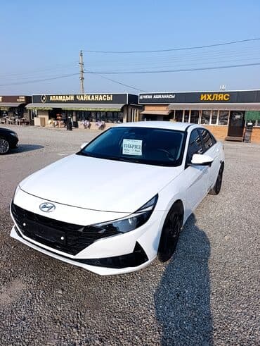 Hyundai: Hyundai Avante: 2021 г., Гибрид, Седан — 10