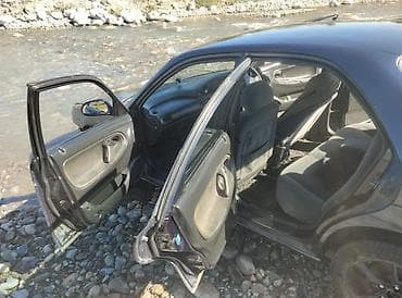 ford ram: Mazda : 1995 г., 2 л, Механика, Бензин, Седан — 10