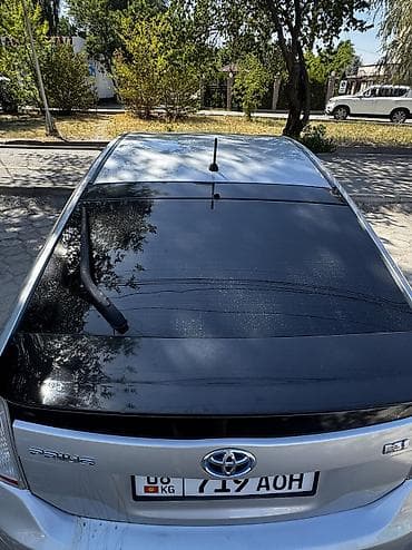 8: Toyota Prius: 2015 г., 1.8 л, Автомат, Гибрид, Хэтчбэк — 4