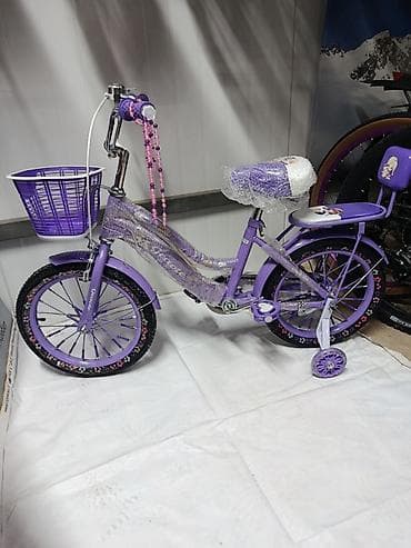 Детский велосипед, 4-колесный, 4 - 6 лет, Для девочки, Б/у