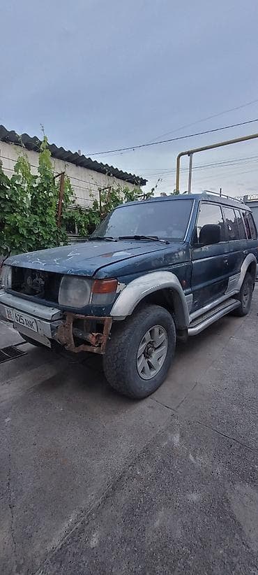 мотор мотоцикл: Mitsubishi Pajero: 1995 г., 3 л, Механика, Бензин — 1