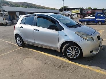 mini cooper s: Toyota Yaris: 2007 г., 1.3 л, Механика, Бензин, Хэтчбэк — 5