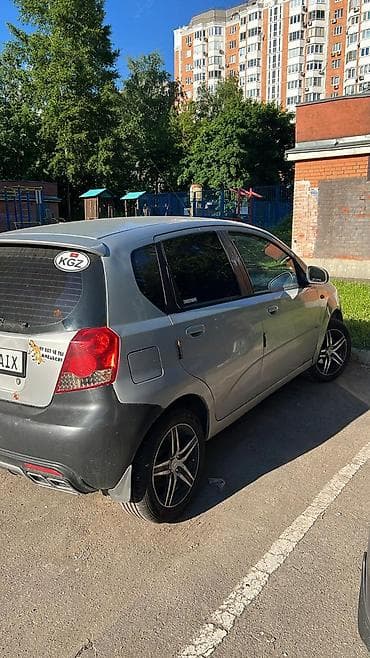 Унаа: Chevrolet Aveo: 2007 г., 1.6 л, Кол менен иштөөчү, Бензин, Хетчбек — 2