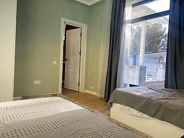 чайка резорт продажа: Коттедж, ЦО Chaika Resort, Бает, Детская площадка, Парковка, стоянка, Охраняемая территория — 4