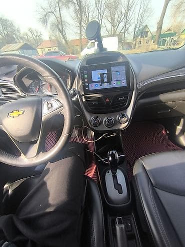 Транспорт: Chevrolet Spark: 2019 г., 1 л, Автомат, Бензин, Хэтчбэк — 5