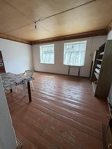 квартира для семейным: Батир ижарага берилет. Жашоого бардык шарттары бар: эмерек, тиричилик — 3